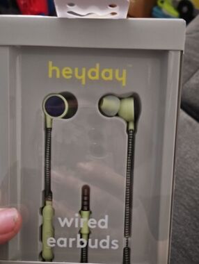 heyday Wired Earbuds in Lime Green with Black Braided Cable